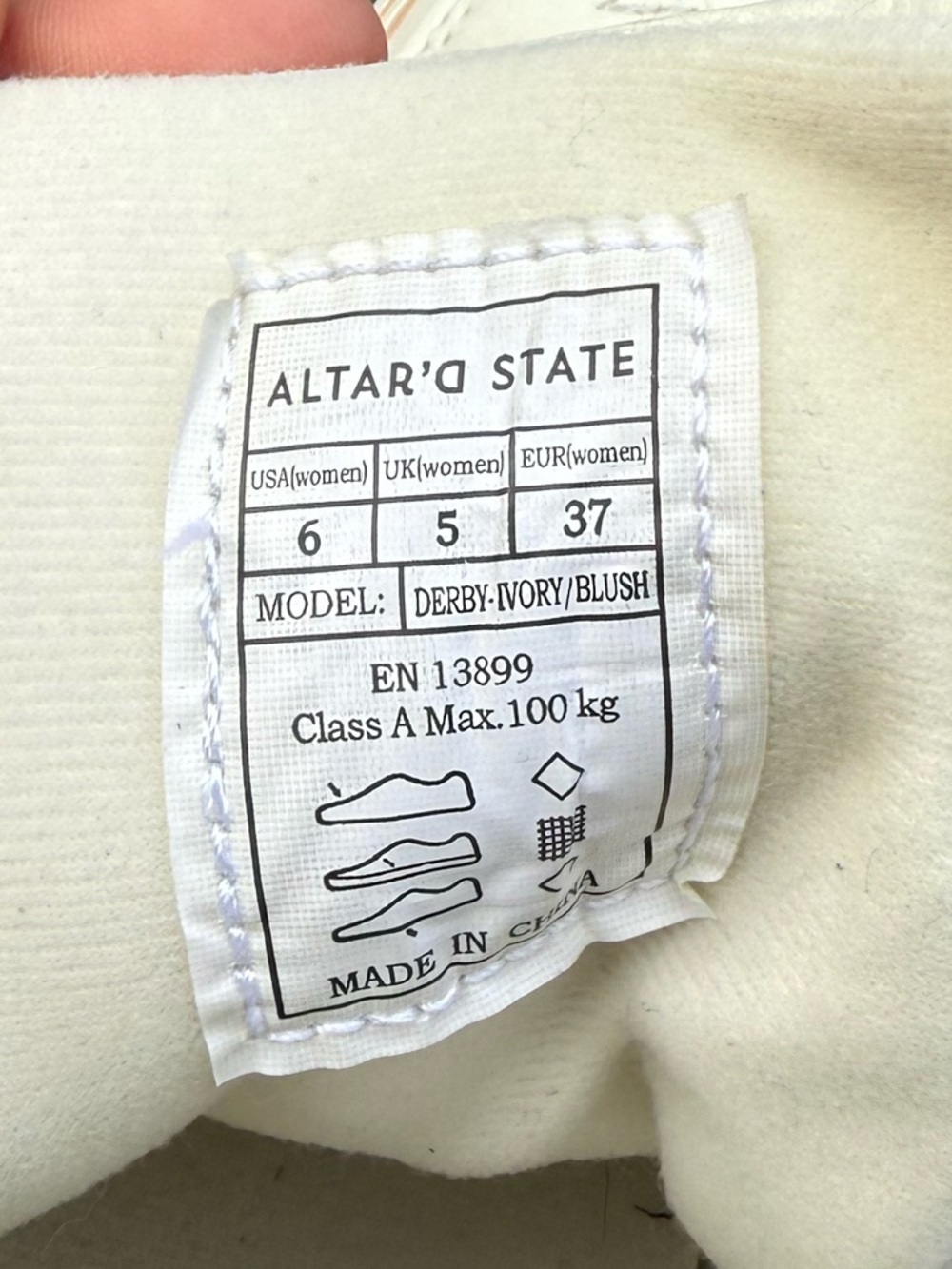 Altar'd State White & Blush High-Top Roller Skate - Picture 4 of 6